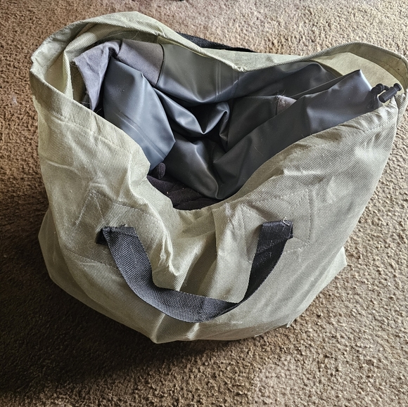 Queen Size Inflatable Matress - Picture 4 of 4